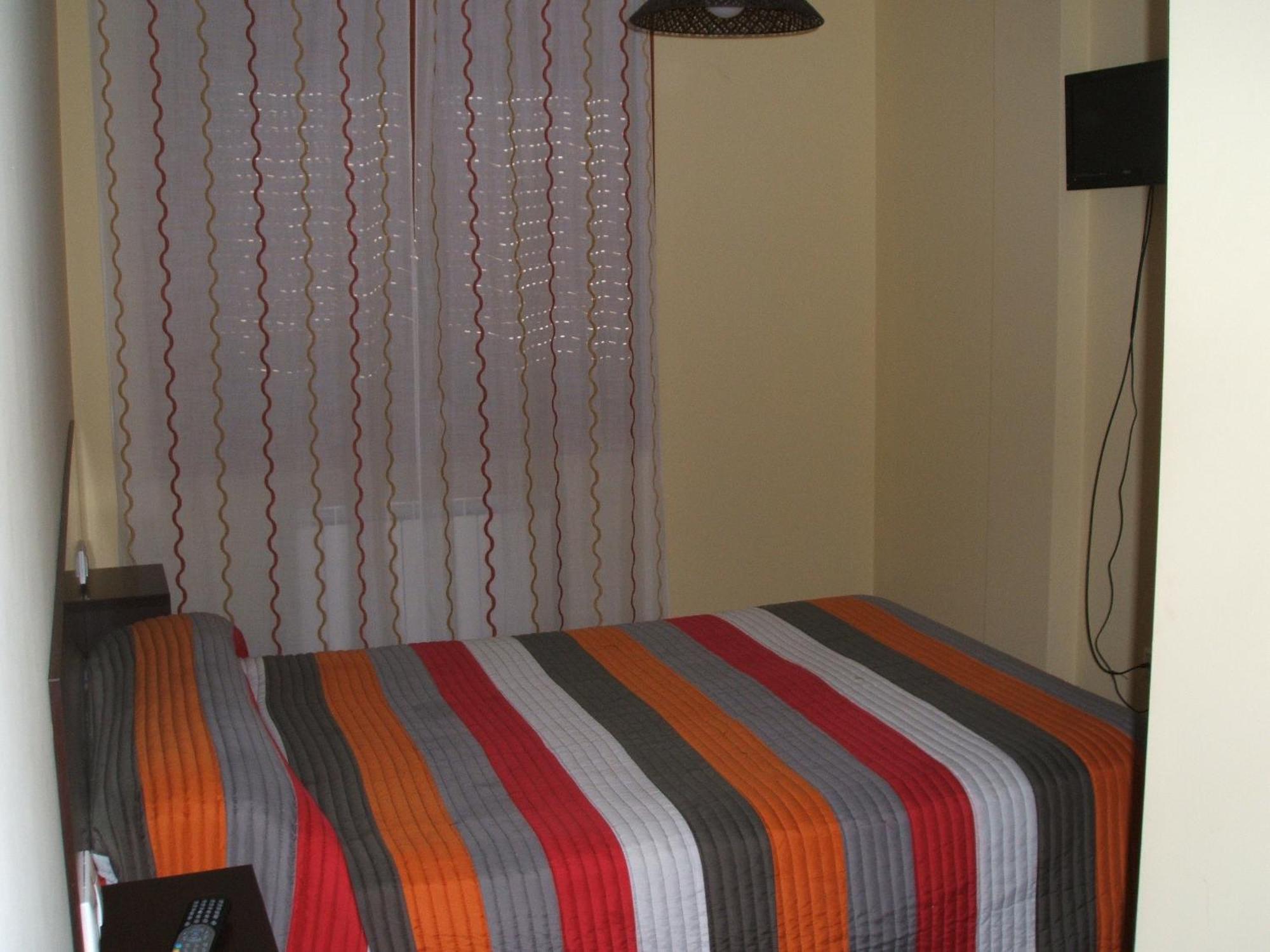 Hostal Casasnovas Silleda Bagian luar foto