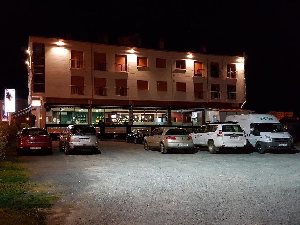 Hostal Casasnovas Silleda Bagian luar foto